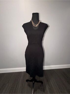 Classic Black Cap-Sleeve Sheath Dress - Elegant Everyday
